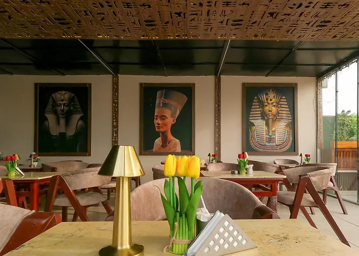 Giza Pyramids View Inn